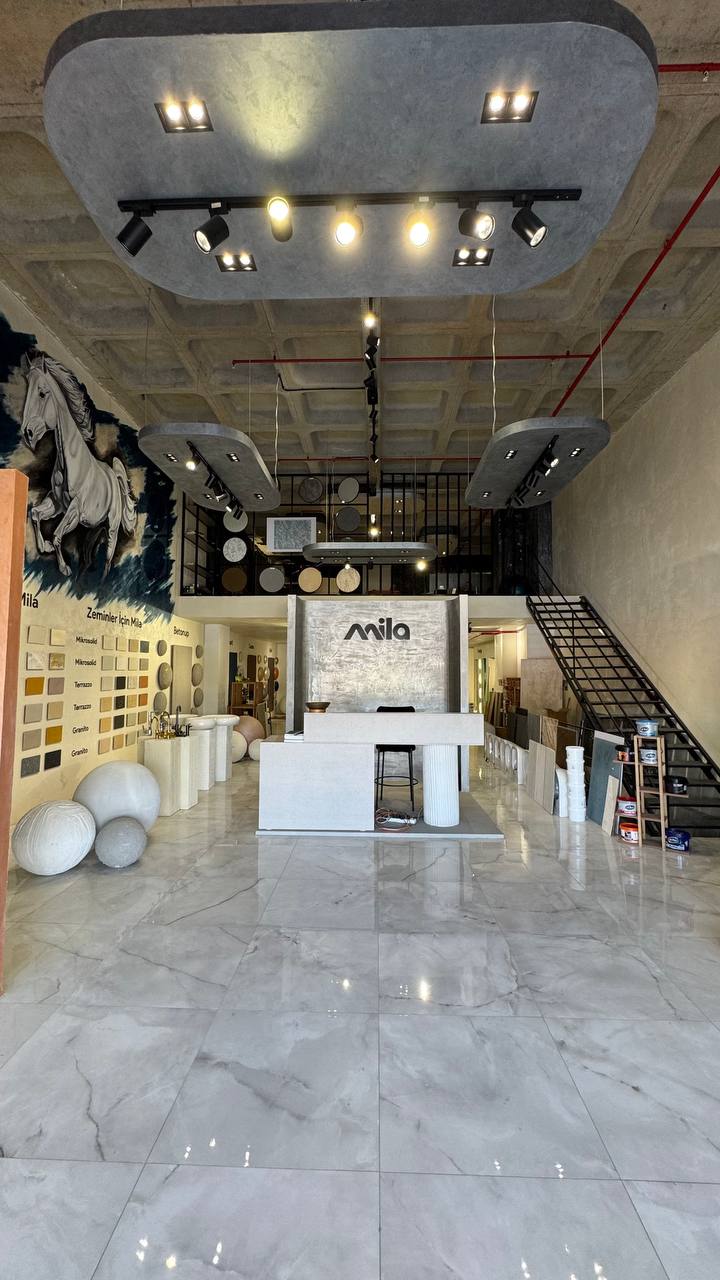 Showroom 01