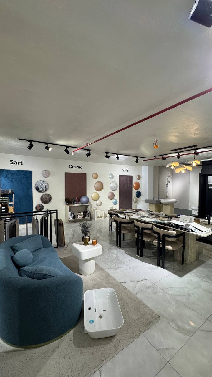 Showroom 02